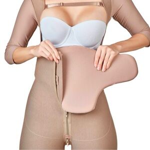 Tabla abdominal mariposa SKIMS Neutral Supportive Cushion